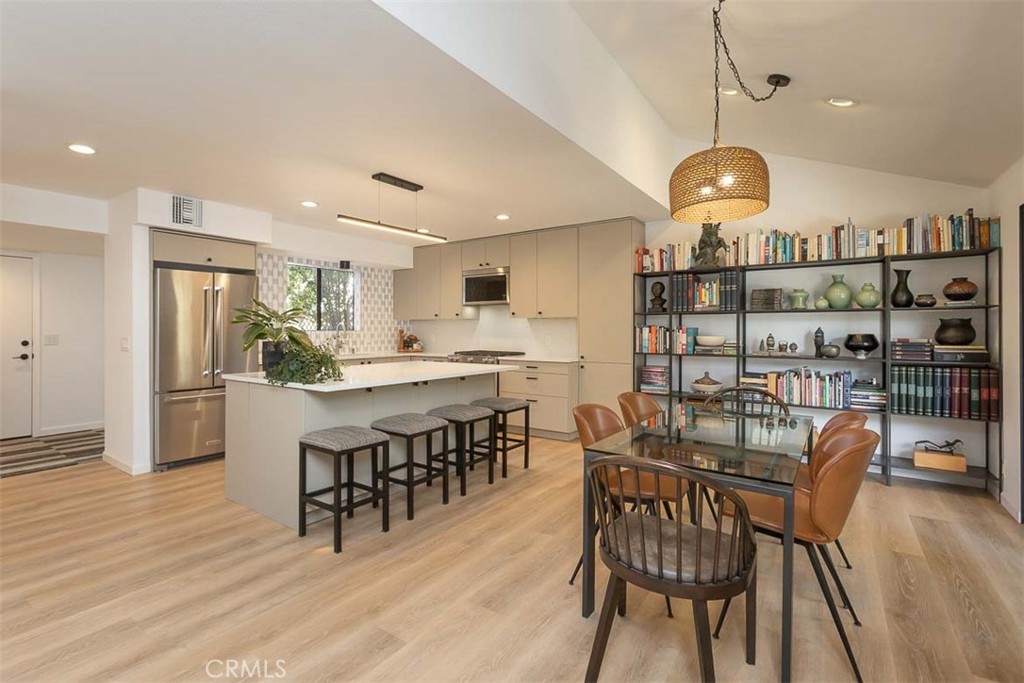 210 Via San Blas, San Luis Obispo, CA 93401