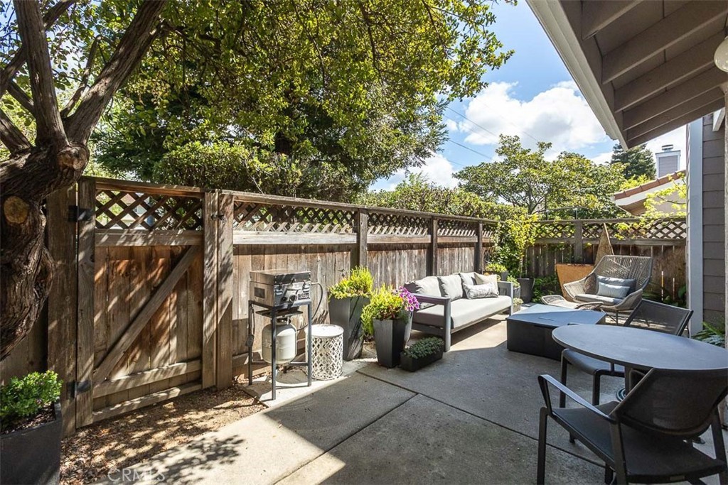 210 Via San Blas, San Luis Obispo, CA 93401