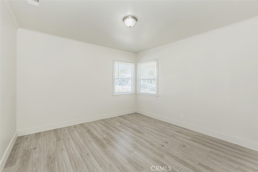 2053 E Mayfair Dr, Fresno, CA 93703