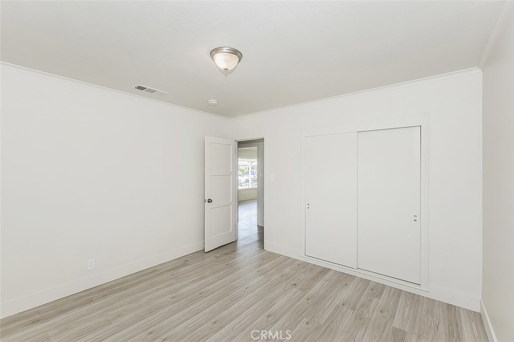 2053 E Mayfair Dr, Fresno, CA 93703