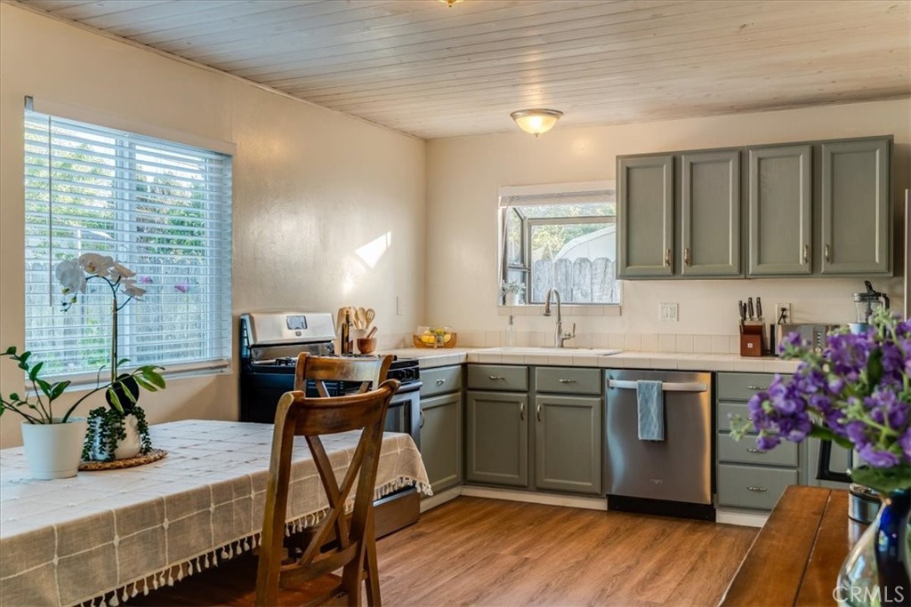 1222 W Newport St, San Luis Obispo, CA 93405