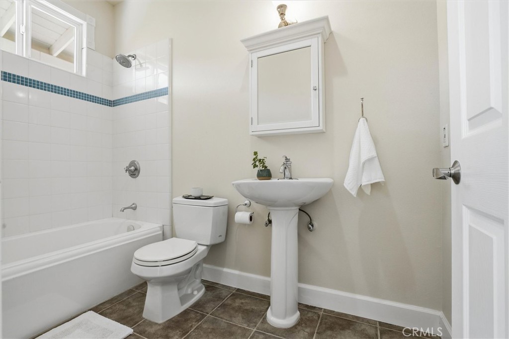 6725 Calle Stornetta, San Luis Obispo, CA 93401