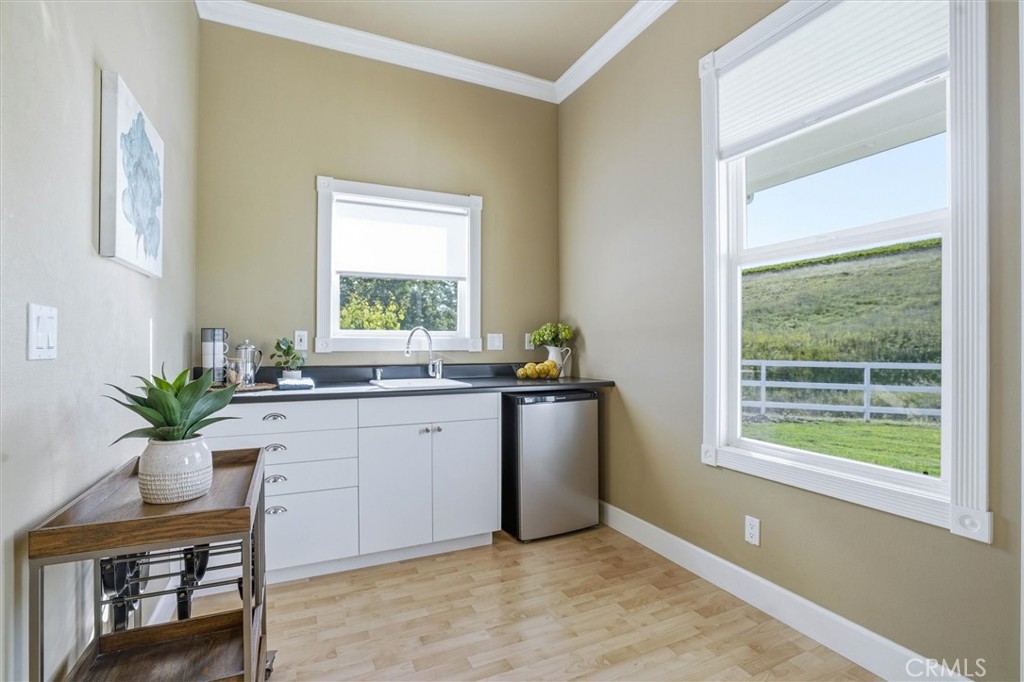 6725 Calle Stornetta, San Luis Obispo, CA 93401