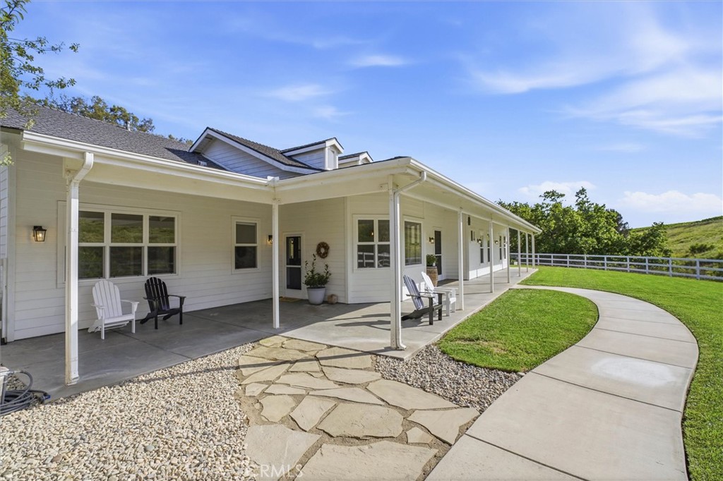 6725 Calle Stornetta, San Luis Obispo, CA 93401