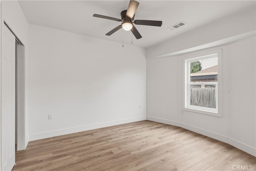1127 J, Reedley, CA 93654