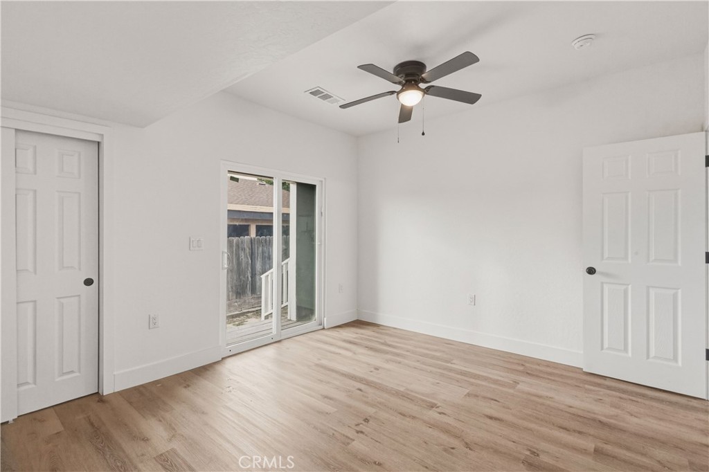 1127 J, Reedley, CA 93654