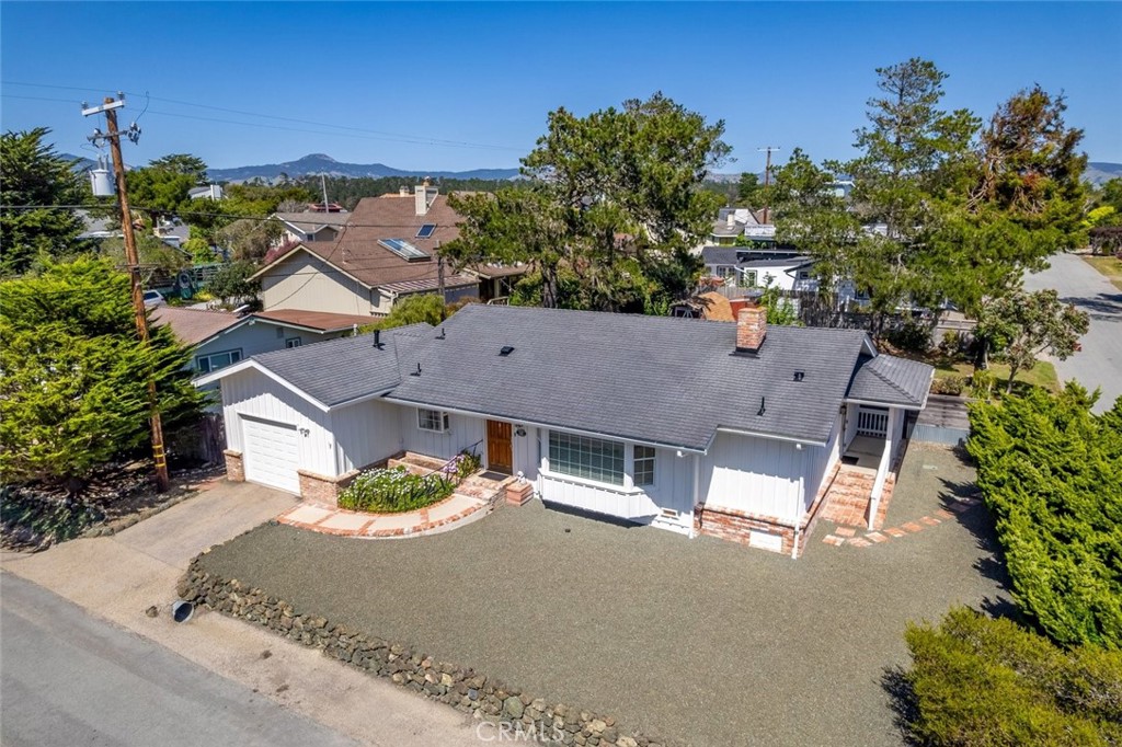 5116 Pembrook, Cambria, CA 93428
