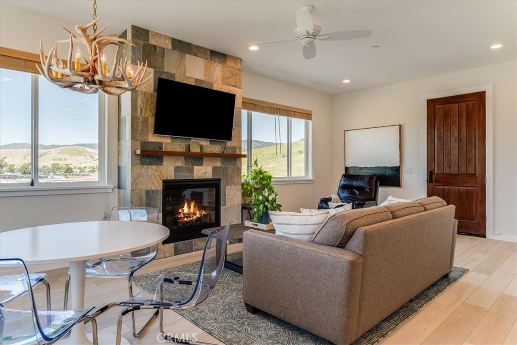 2470 O'Conner, San Luis Obispo, CA 93405