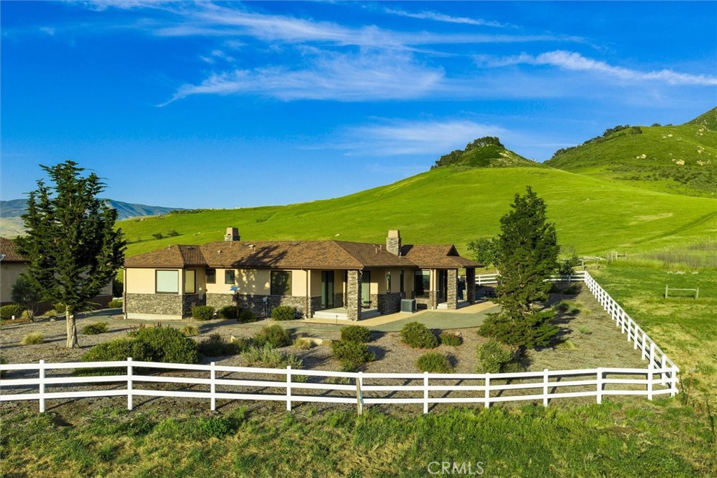 2470 O'Conner, San Luis Obispo, CA 93405