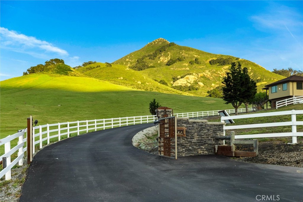 2470 O'Conner, San Luis Obispo, CA 93405