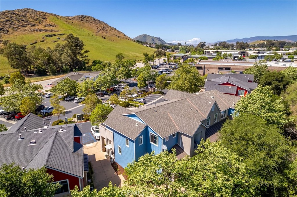 3594 Broad St #204, San Luis Obispo, CA 93401