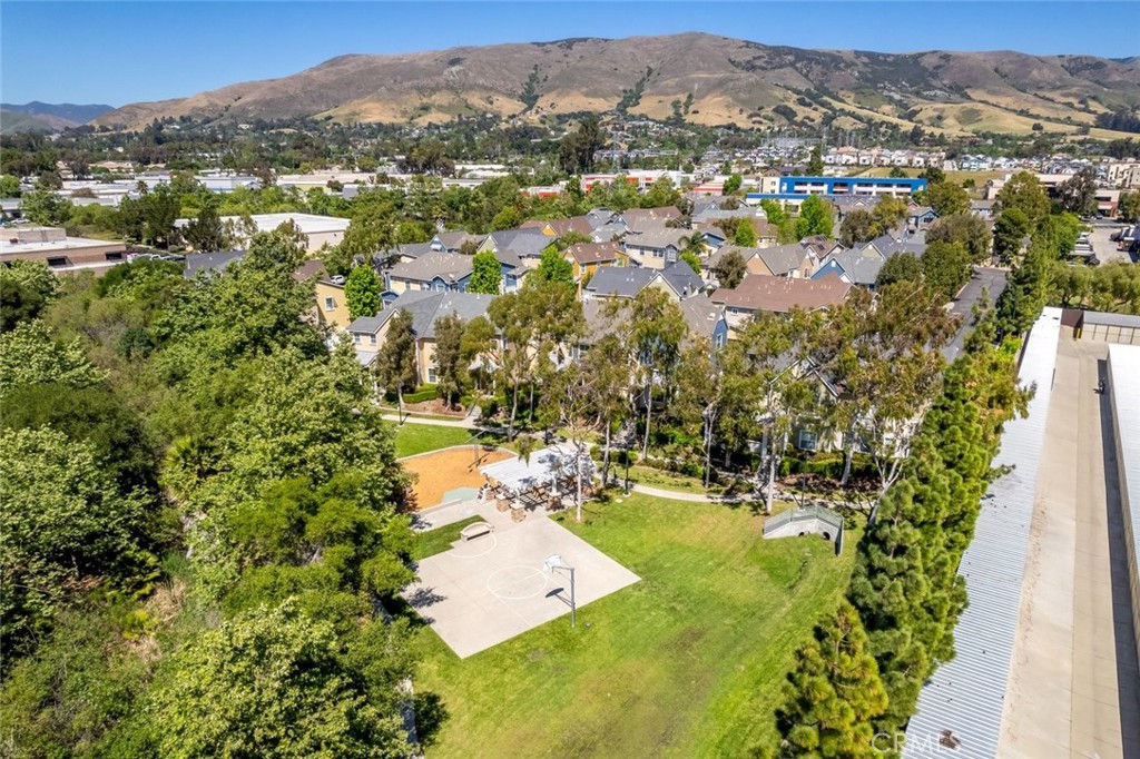 3594 Broad St #204, San Luis Obispo, CA 93401