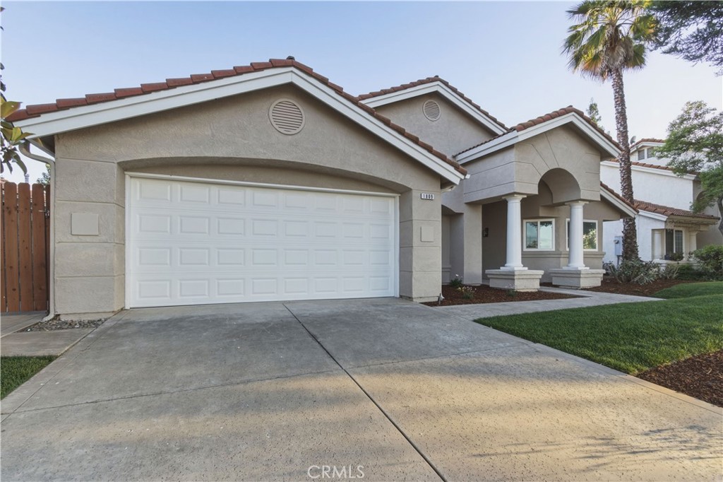 1809 E Serena, Fresno, CA 93720