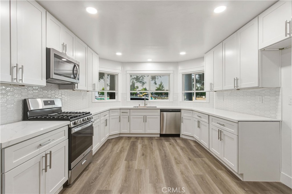 1809 E Serena, Fresno, CA 93720