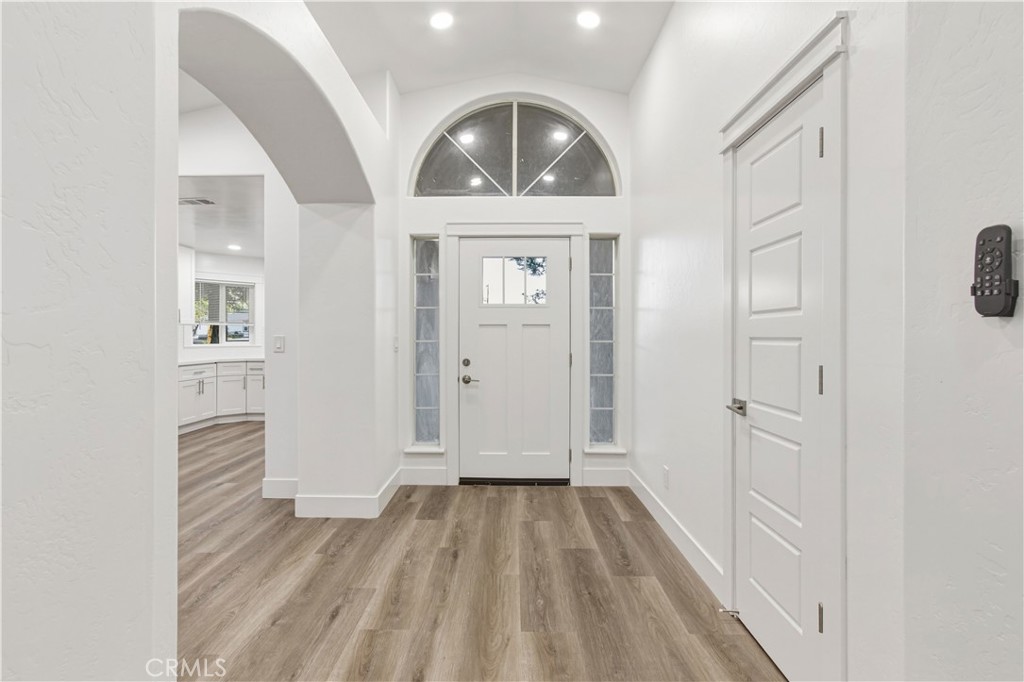 1809 E Serena, Fresno, CA 93720