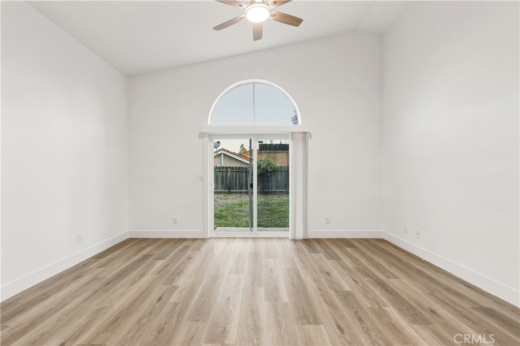 1809 E Serena, Fresno, CA 93720