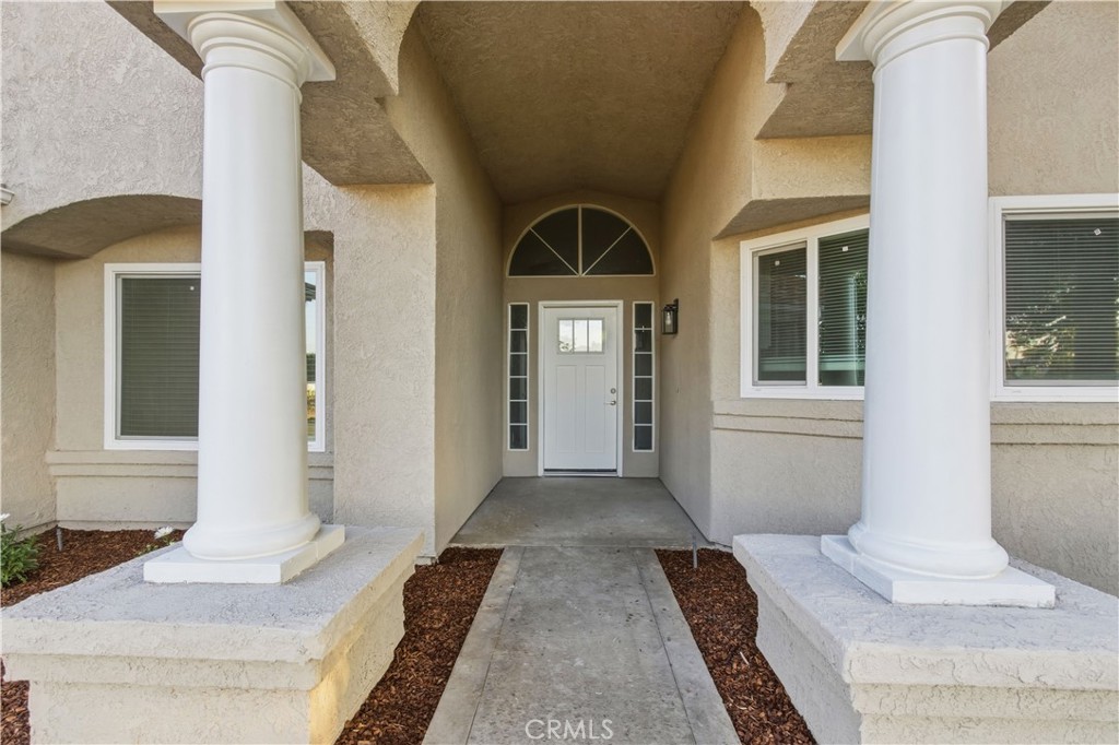 1809 E Serena, Fresno, CA 93720