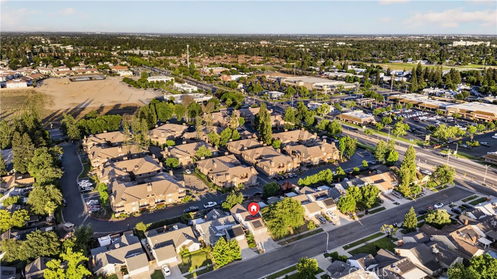 8082 N Sherman, Fresno, CA 93720