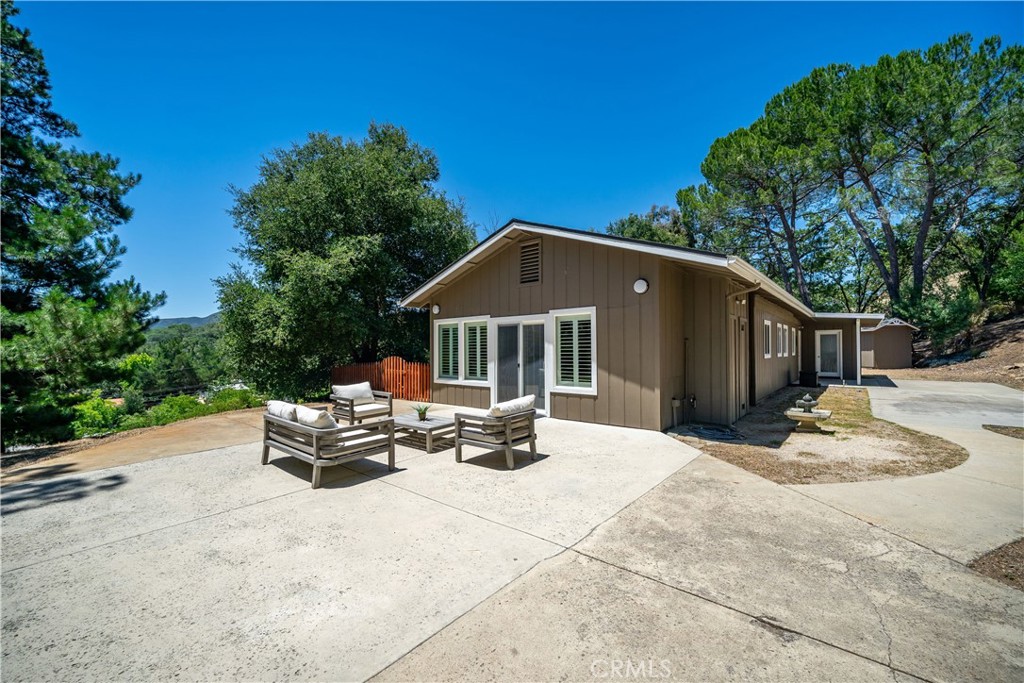 7295 San Gabriel Road, Atascadero, CA 93422