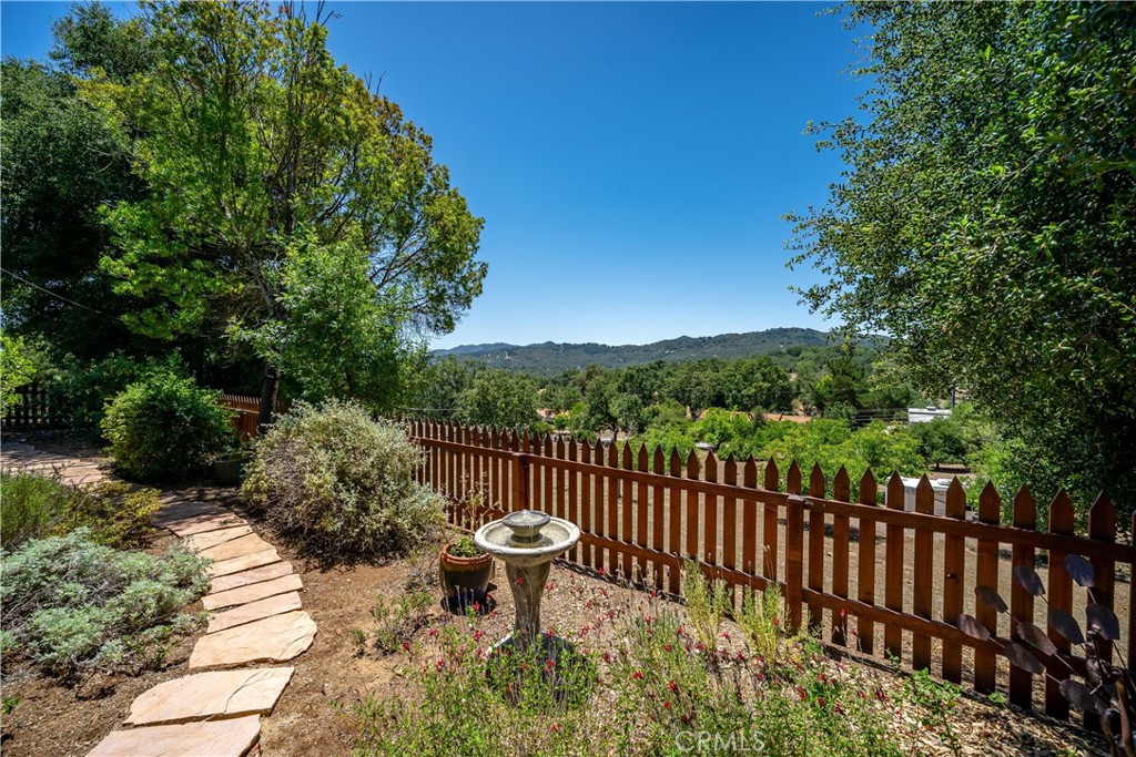 7295 San Gabriel Road, Atascadero, CA 93422