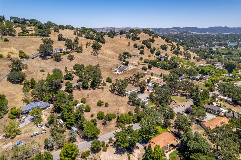 7295 San Gabriel Road, Atascadero, CA 93422