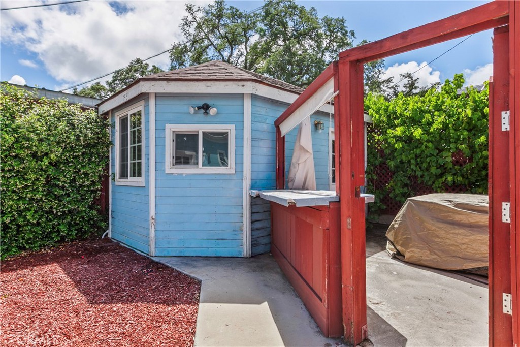 1517 Olive St., Paso Robles, CA 93446