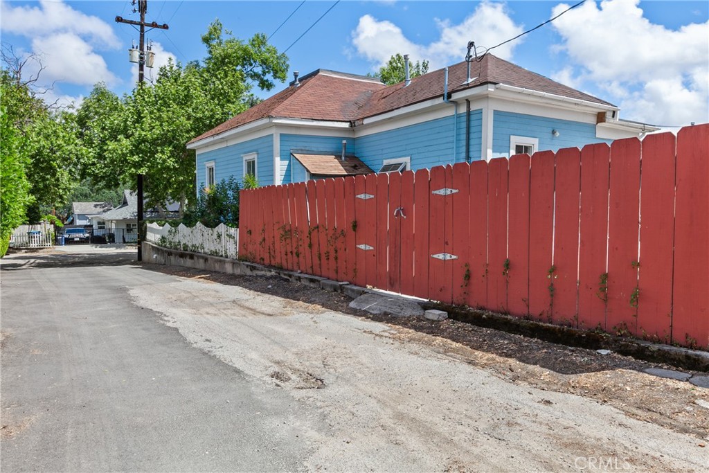 1517 Olive St., Paso Robles, CA 93446
