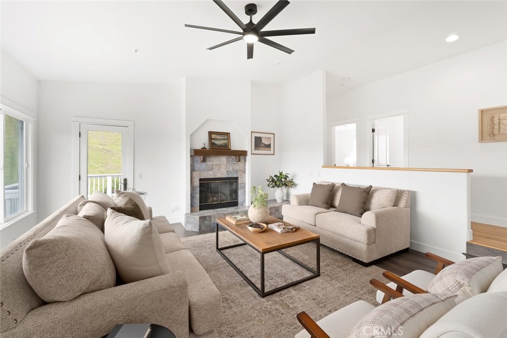 9500 Corona Rd, Atascadero, CA 93422