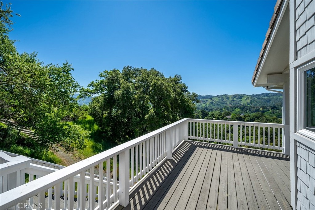 9500 Corona Rd, Atascadero, CA 93422