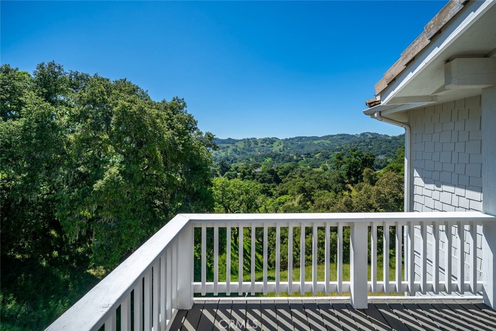 9500 Corona Rd, Atascadero, CA 93422