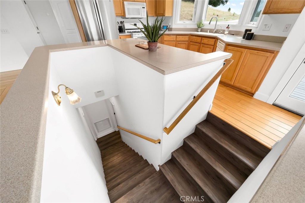 9500 Corona Rd, Atascadero, CA 93422