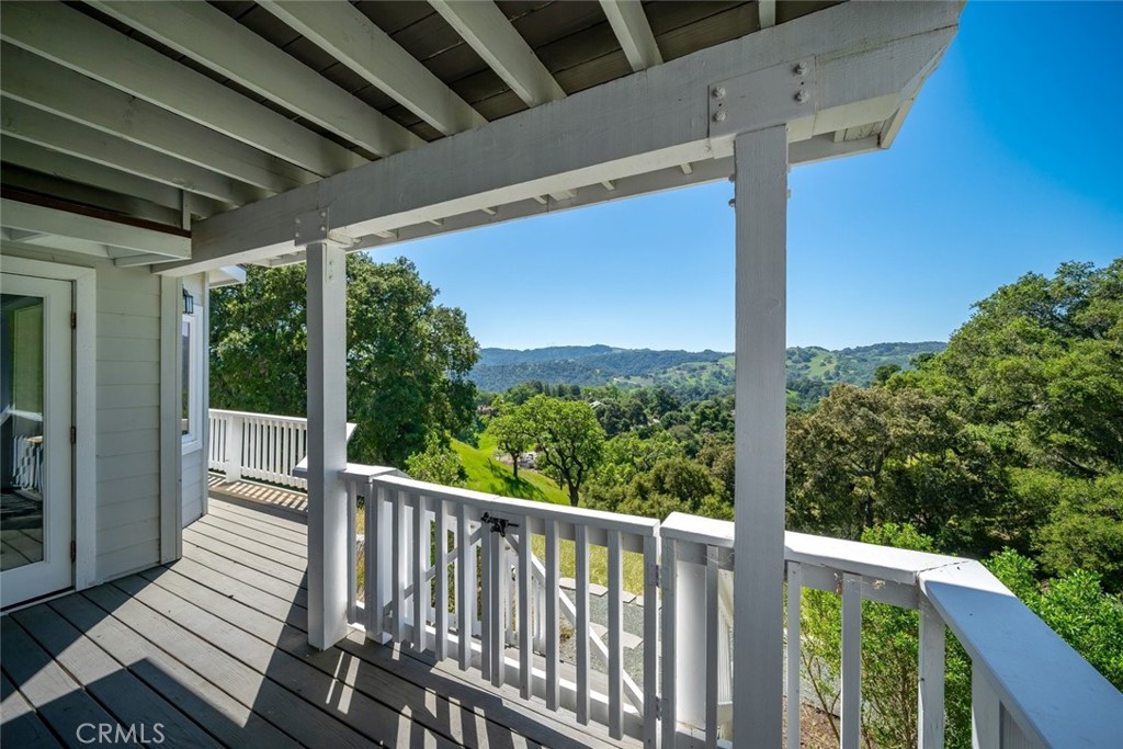 9500 Corona Rd, Atascadero, CA 93422
