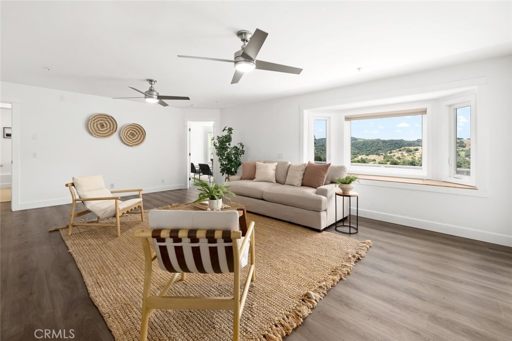 9500 Corona Rd, Atascadero, CA 93422