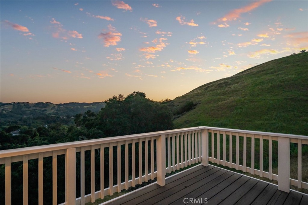 9500 Corona Rd, Atascadero, CA 93422