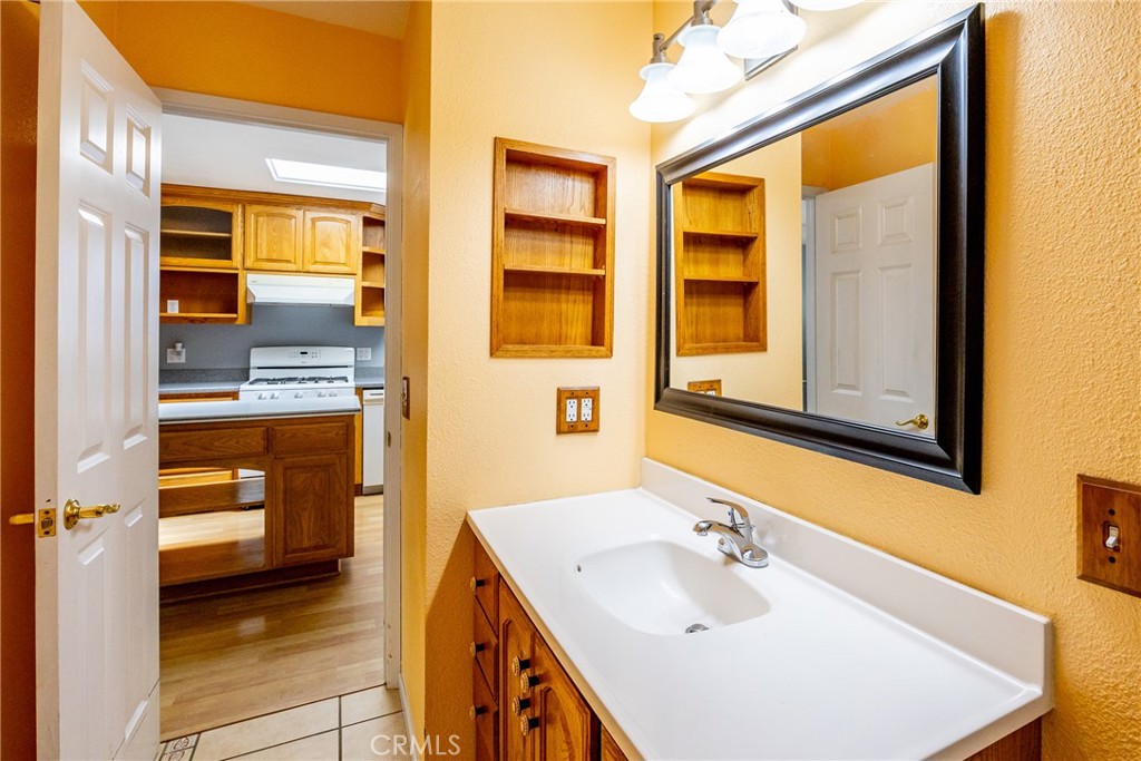 2155 Cowper St, Cambria, CA 93428