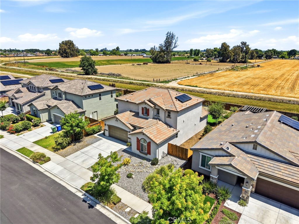 470 Daphne, Lemoore, CA 93245