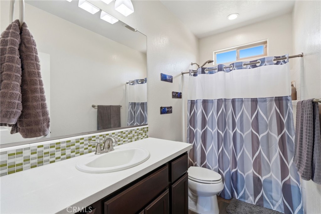 470 Daphne, Lemoore, CA 93245