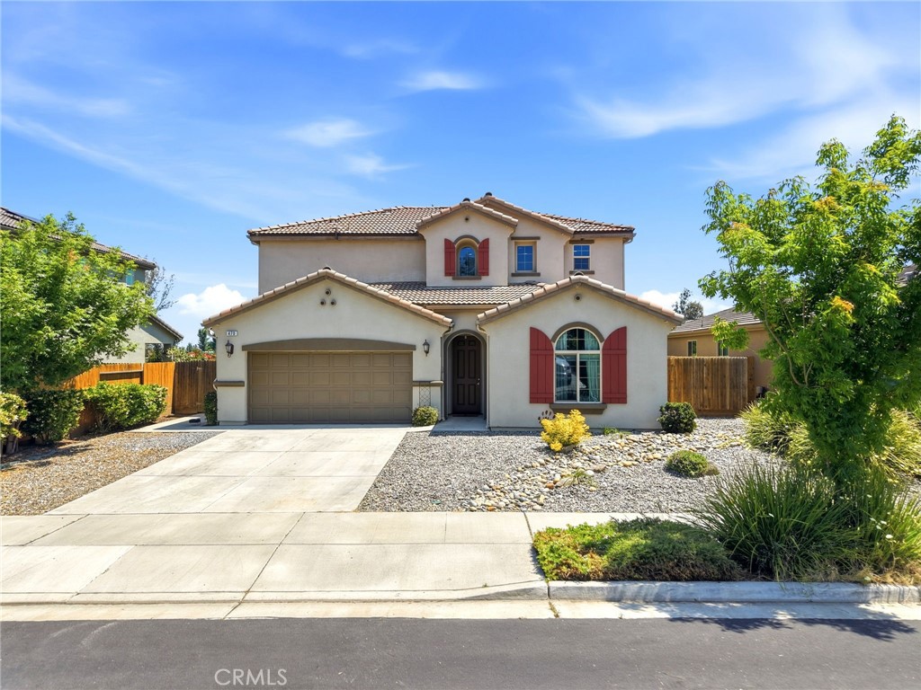 470 Daphne, Lemoore, CA 93245