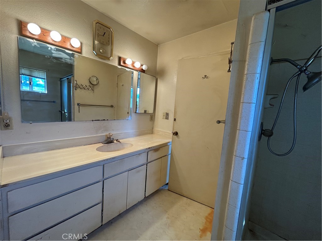 32012 Hartley, North Fork, CA 93643