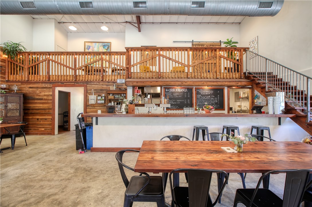 15050 Morro Road, Atascadero, CA 93422
