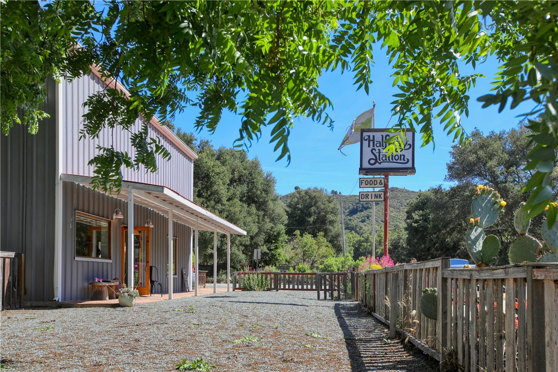 15050 Morro Road, Atascadero, CA 93422