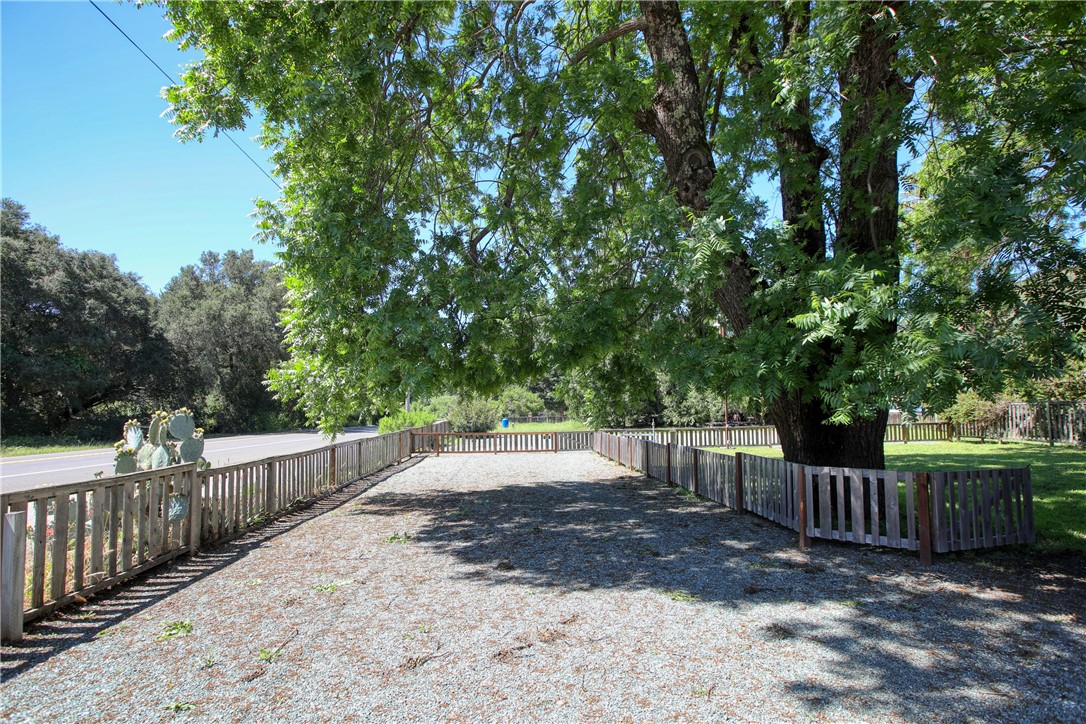 15050 Morro Road, Atascadero, CA 93422