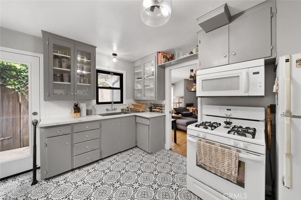 2101 Johnson Avenue, San Luis Obispo, CA 93401