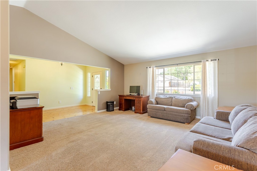 155 Eagle Creek Ct, Atascadero, CA 93422