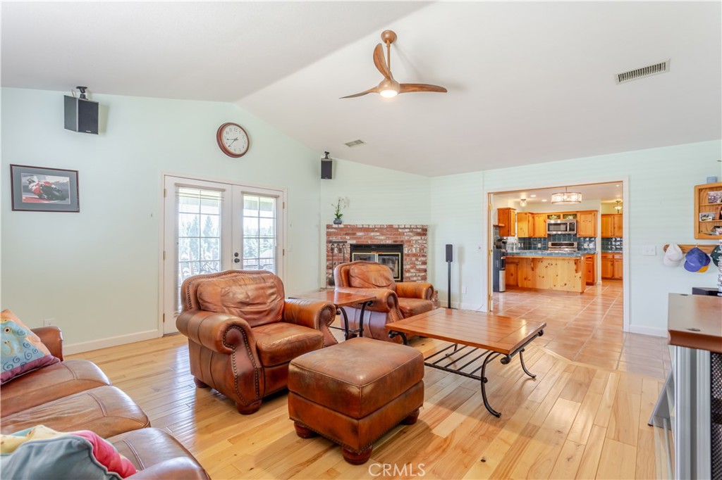 155 Eagle Creek Ct, Atascadero, CA 93422