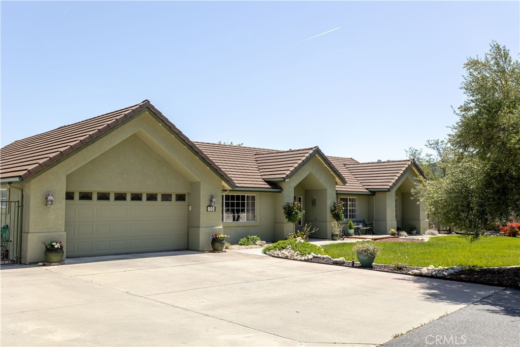 155 Eagle Creek Ct, Atascadero, CA 93422