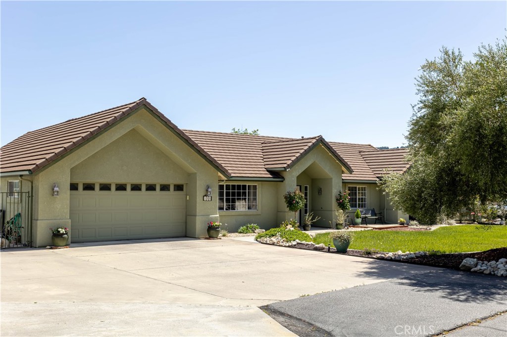 155 Eagle Creek Ct, Atascadero, CA 93422