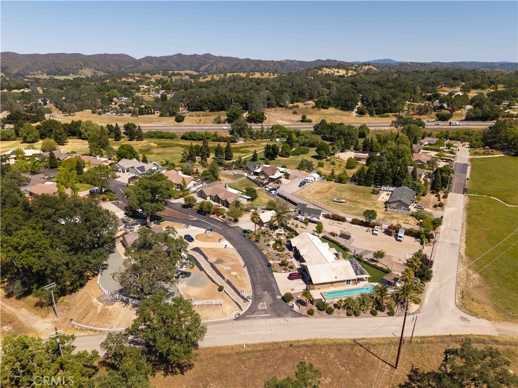 155 Eagle Creek Ct, Atascadero, CA 93422