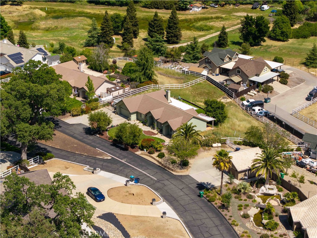 155 Eagle Creek Ct, Atascadero, CA 93422