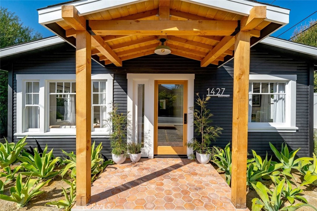 1427 Beach, San Luis Obispo, CA 93401